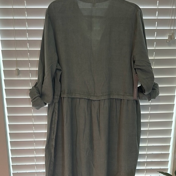 NWT-Anthropologie -Cloth and stone-Size-1X-Gray Button-Down Dress- - Picture 2 of 16